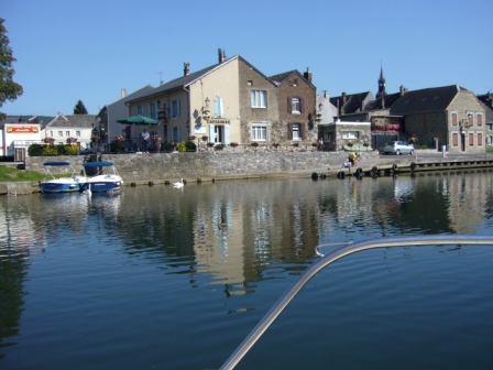 Le port de Vireux Wallerand