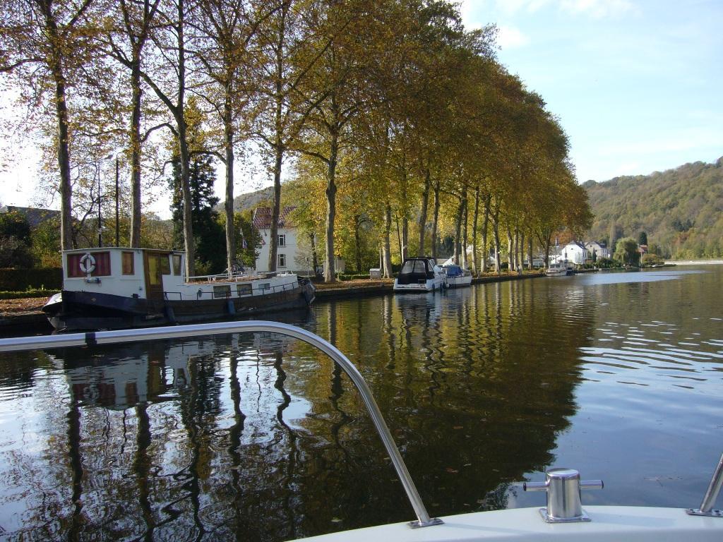 image du quai vu du bateau